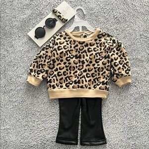 Leopard Print Sweatshirt and Black Pants with Sunglasses and Case 4 pc Set NWT